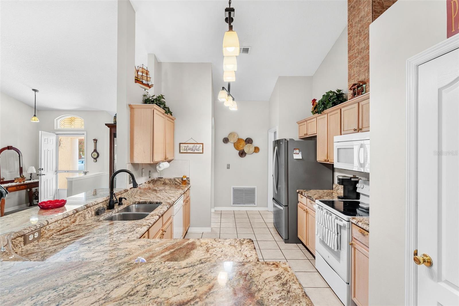 9413 LIGHTHOUSE CT, CLERMONT, FL, 34711