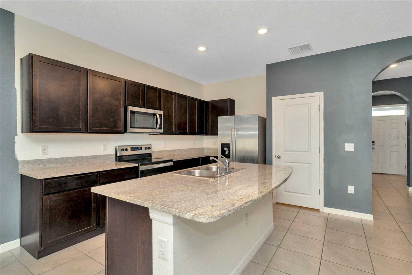 2949 SUNCOAST PLAINS DR, ODESSA, FL, 33556