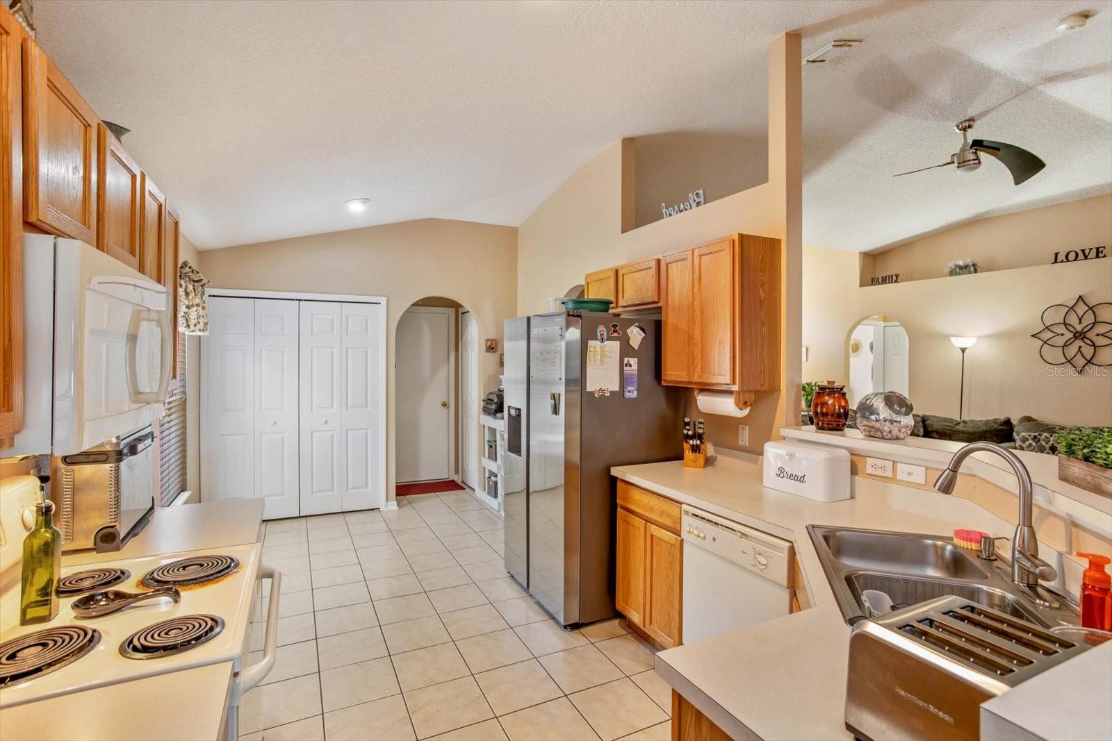 129 CABRILLO DR, GROVELAND, FL, 34736