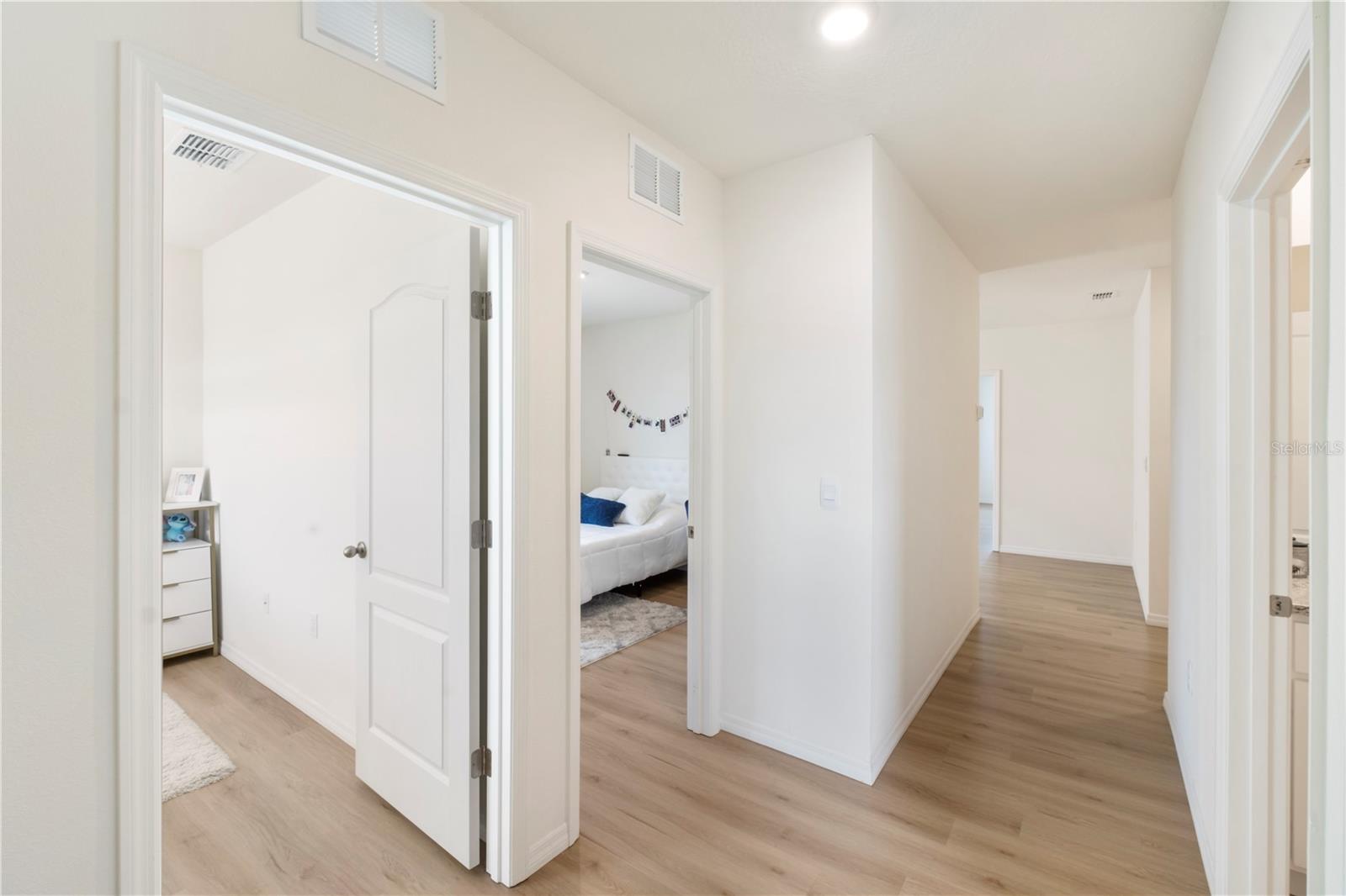 2630 ANGEL FALLS DR, DAVENPORT, FL, 33837