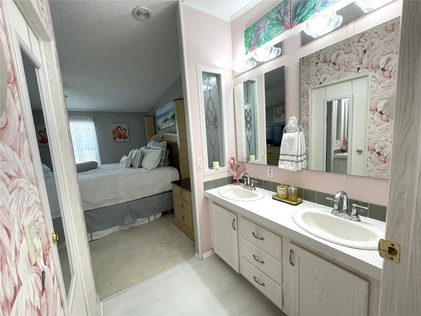 24437 HARBORVIEW RD #70, PORT CHARLOTTE, FL, 33980