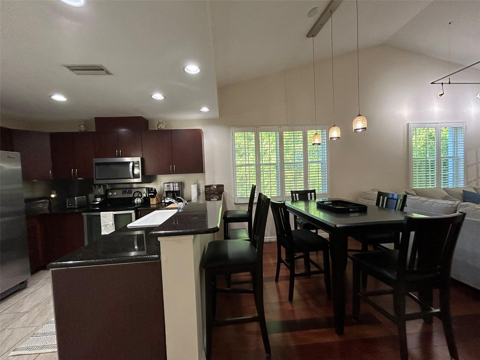 3803 54TH DR W #204, BRADENTON, FL, 34210