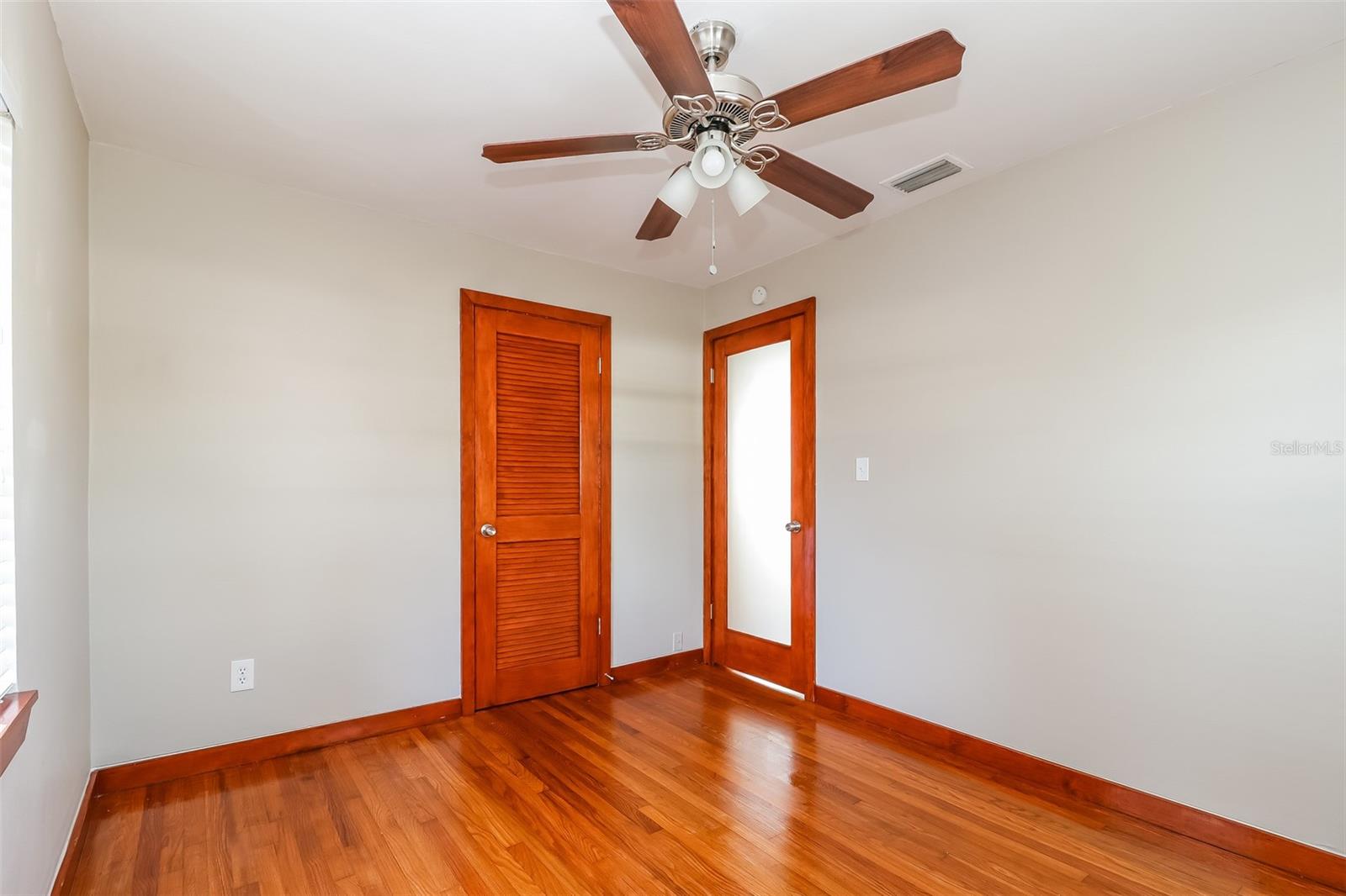 2837 1ST ST NE, ST PETERSBURG, FL, 33704