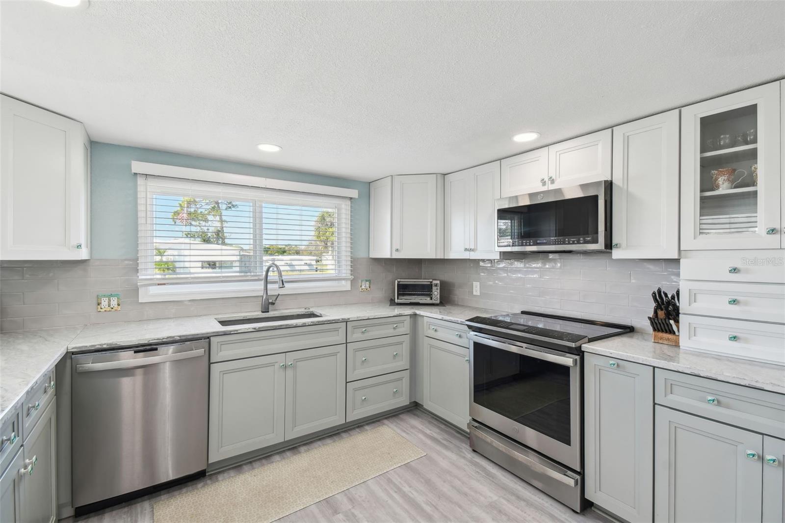 44 WILLIAM PENN WAY #4, PALM HARBOR, FL, 34684