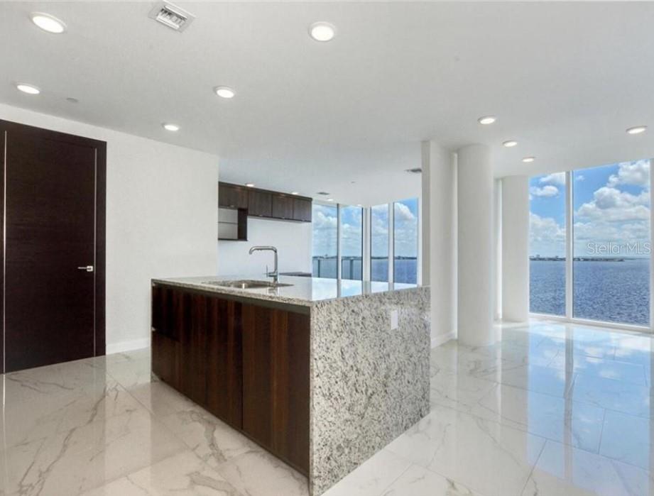 2900 W BAY TO BAY BLVD #902, TAMPA, FL, 33629