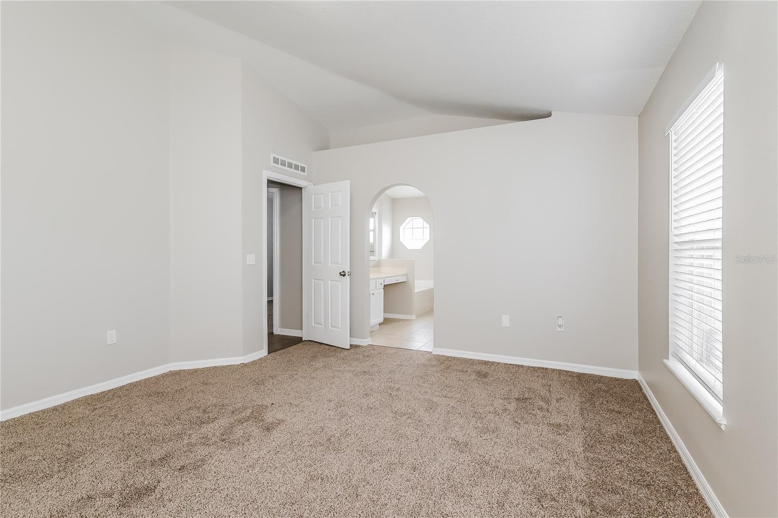 2339 SANDRIDGE CIR, EUSTIS, FL, 32726