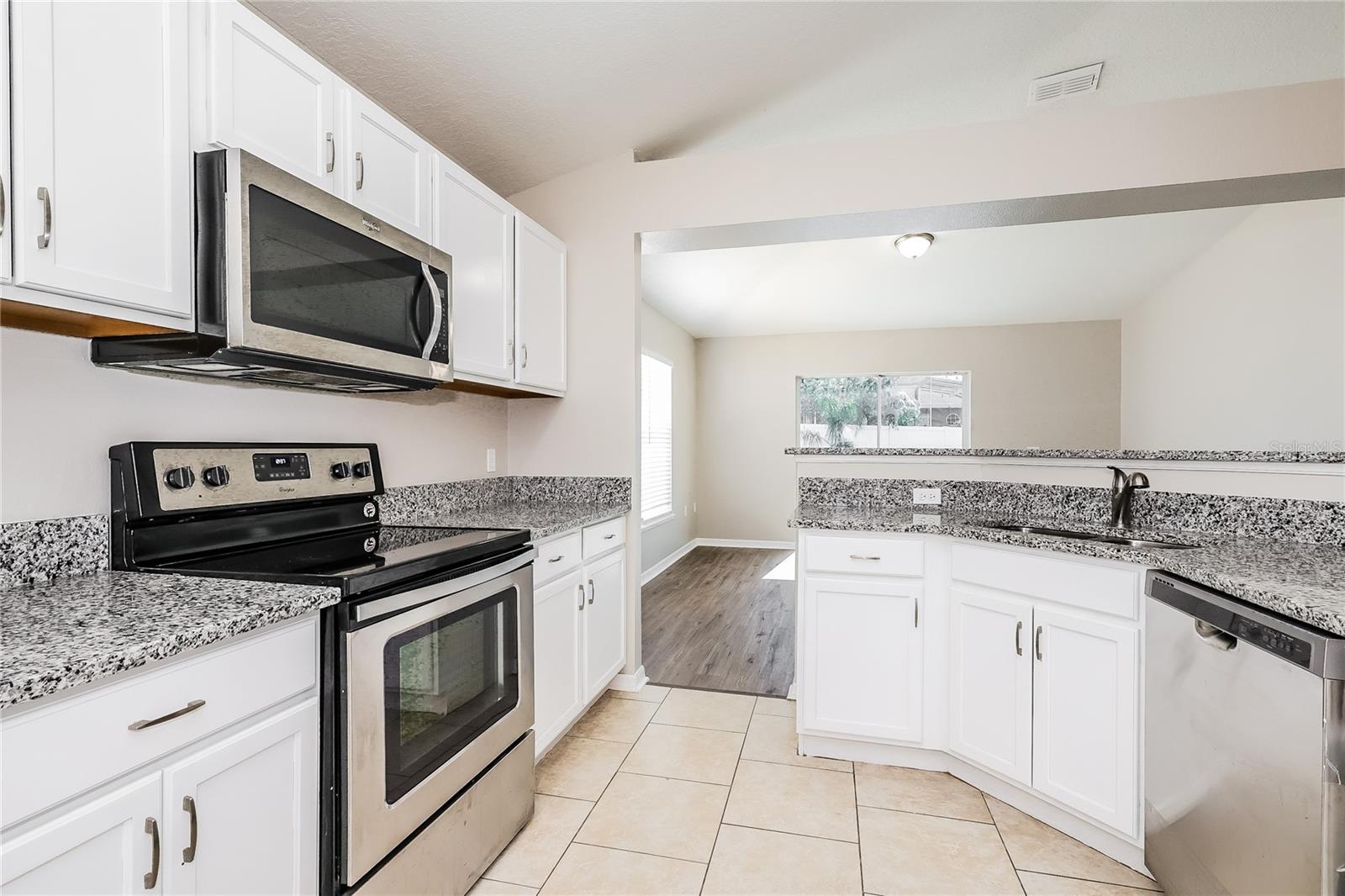 2339 SANDRIDGE CIR, EUSTIS, FL, 32726