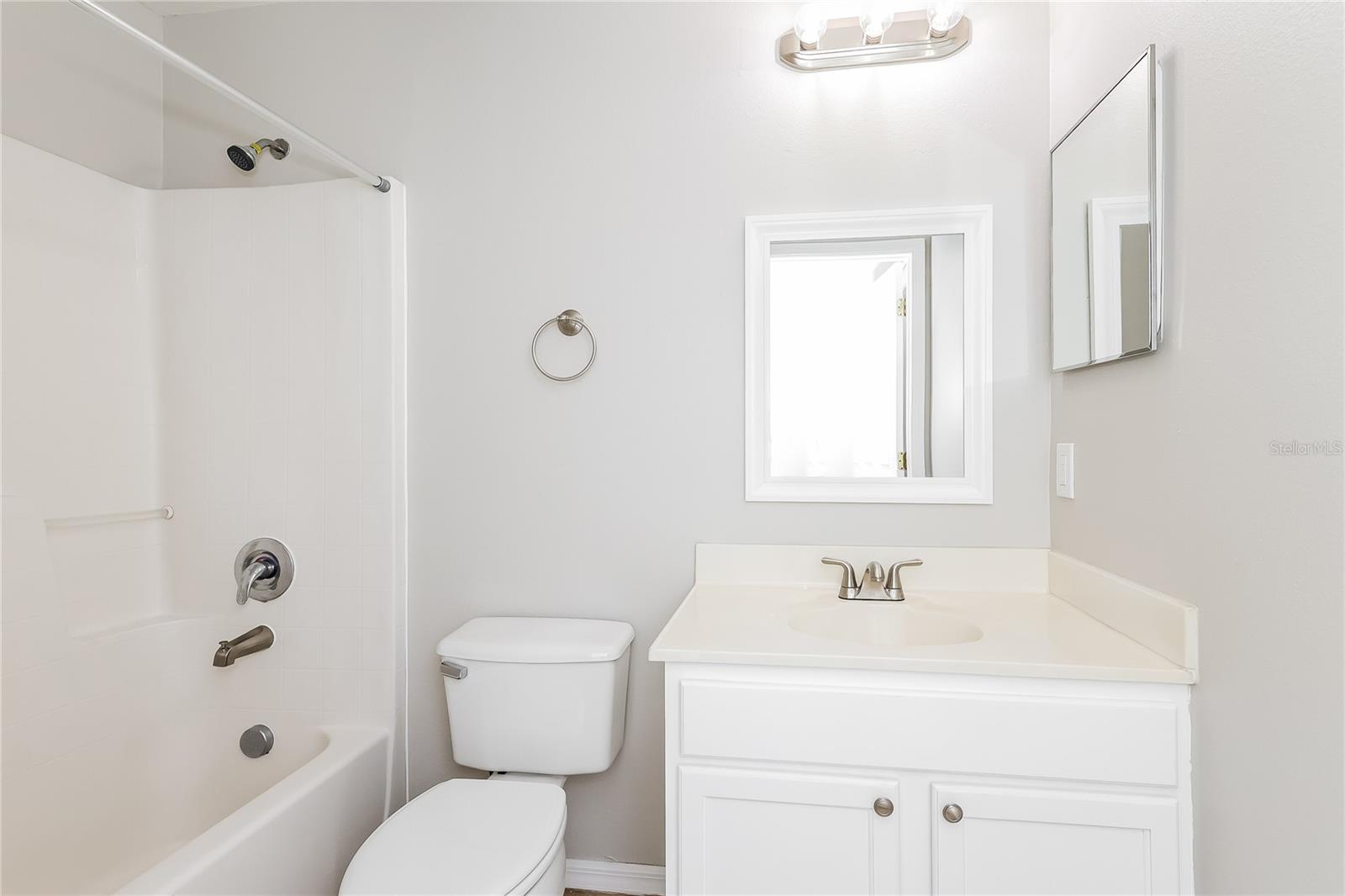 2339 SANDRIDGE CIR, EUSTIS, FL, 32726
