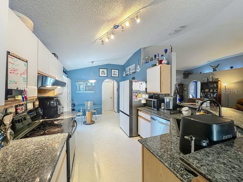 135 CIRCLE HILL RD, SANFORD, FL, 32773