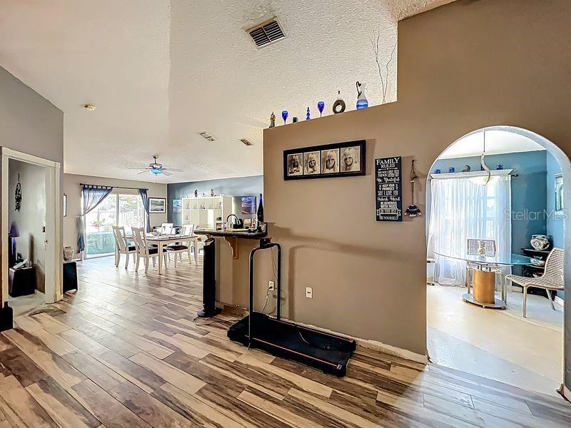 135 CIRCLE HILL RD, SANFORD, FL, 32773