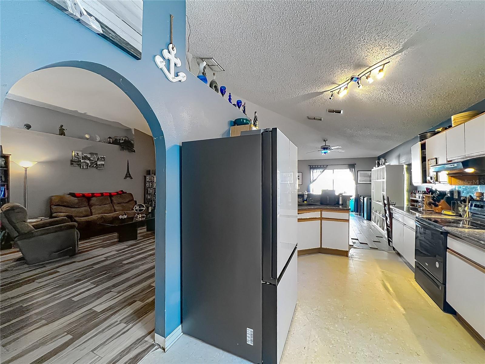 135 CIRCLE HILL RD, SANFORD, FL, 32773