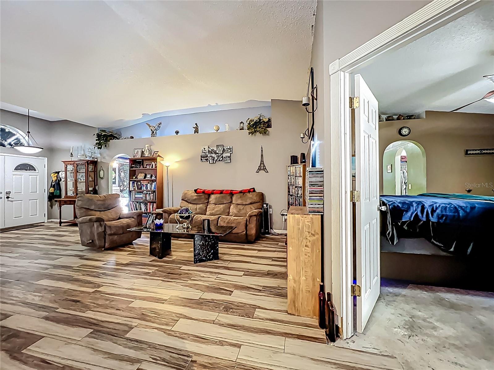 135 CIRCLE HILL RD, SANFORD, FL, 32773