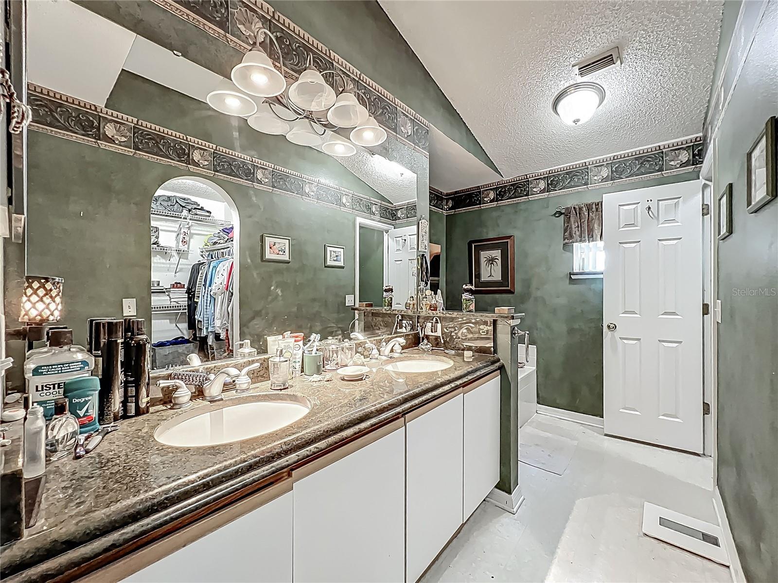 135 CIRCLE HILL RD, SANFORD, FL, 32773