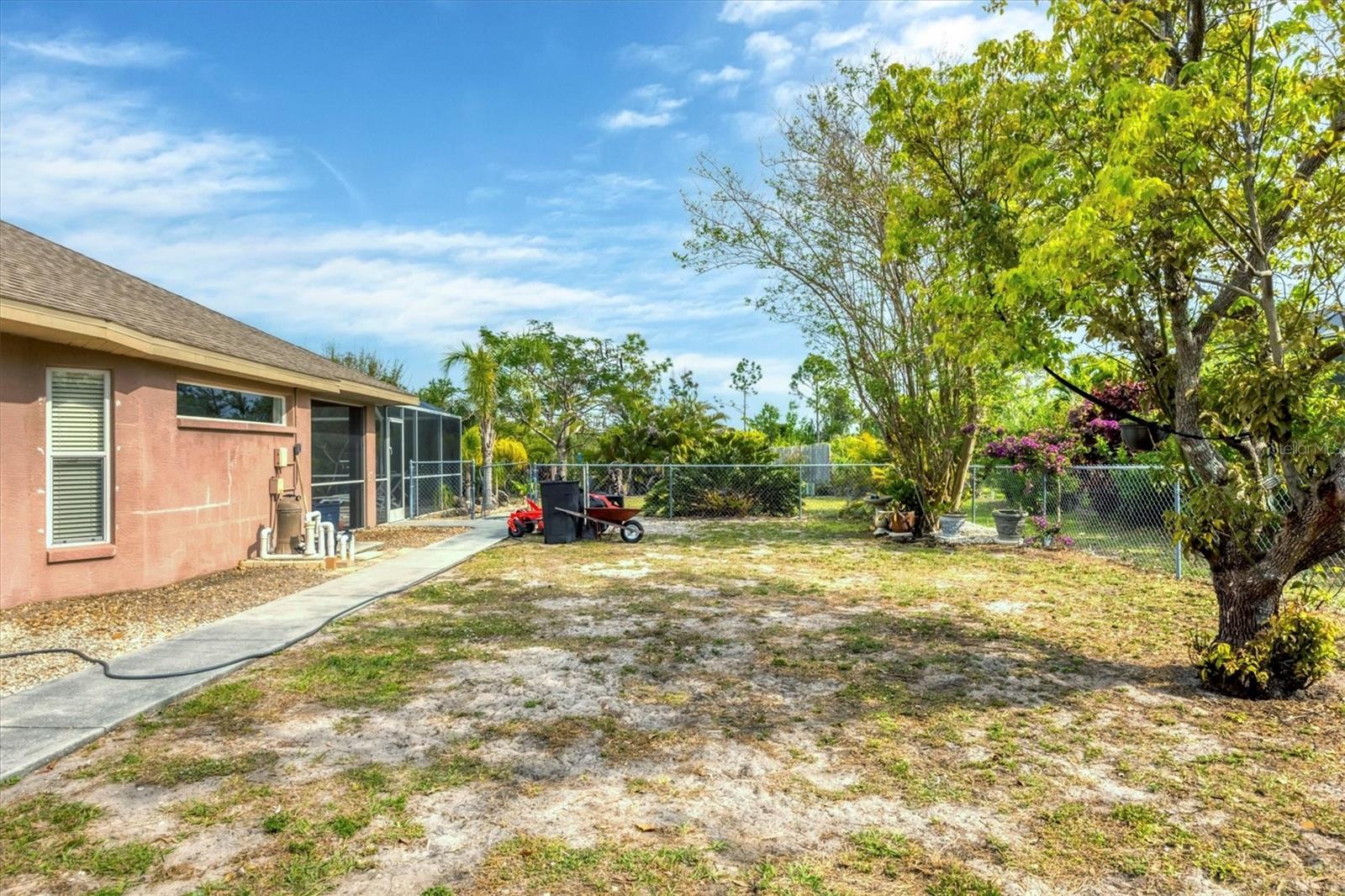 533 BOUNDARY BLVD, ROTONDA WEST, FL, 33947