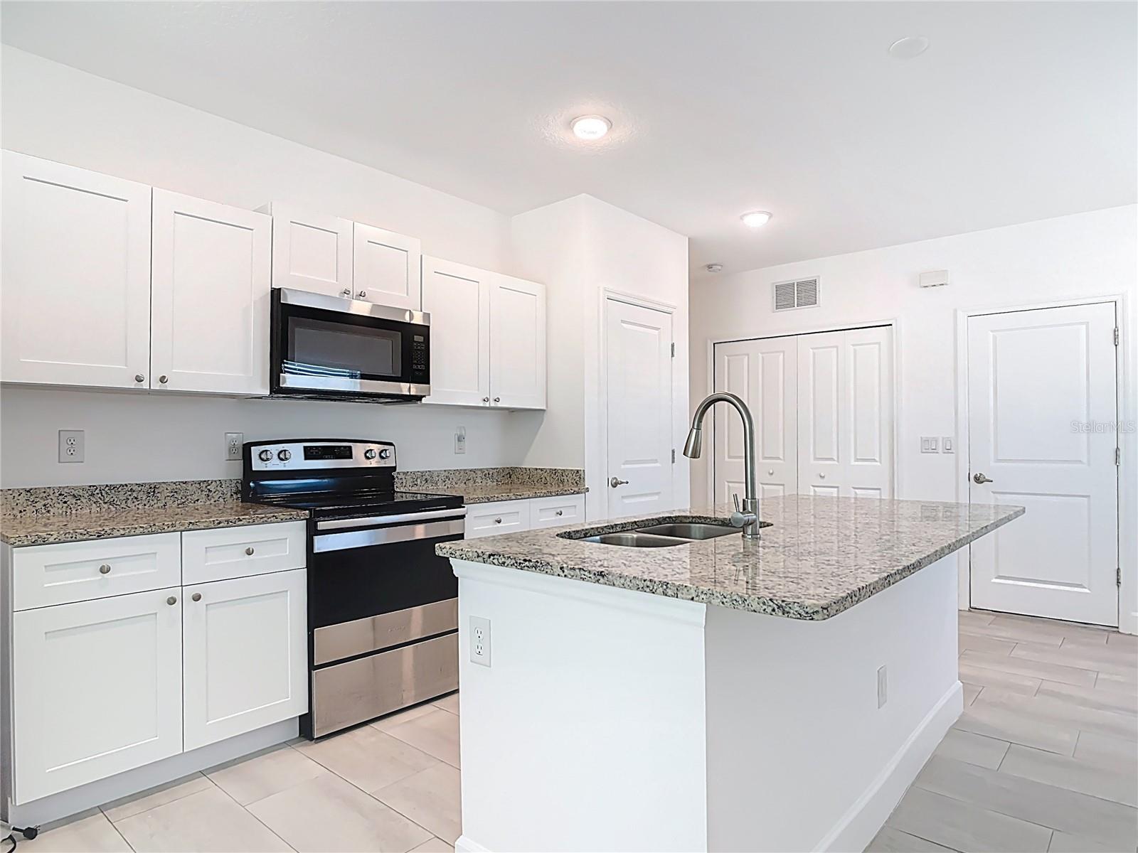 435 PALM ST, NEW SMYRNA BEACH, FL, 32168