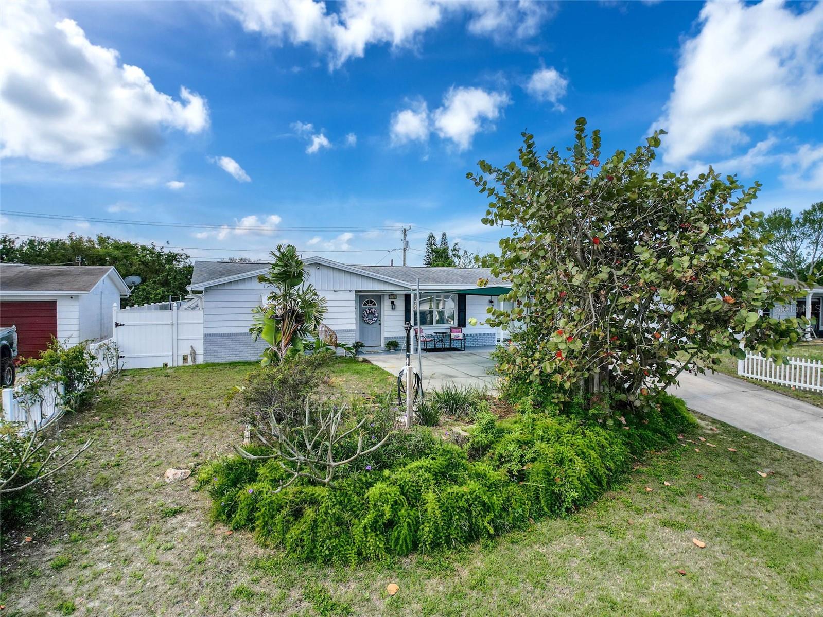 4236 BEACON SQUARE DR, HOLIDAY, FL, 34691