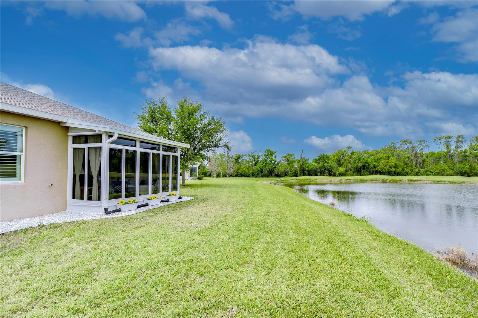 2401 RICHMOND GREENS CT, SUN CITY CENTER, FL, 33573