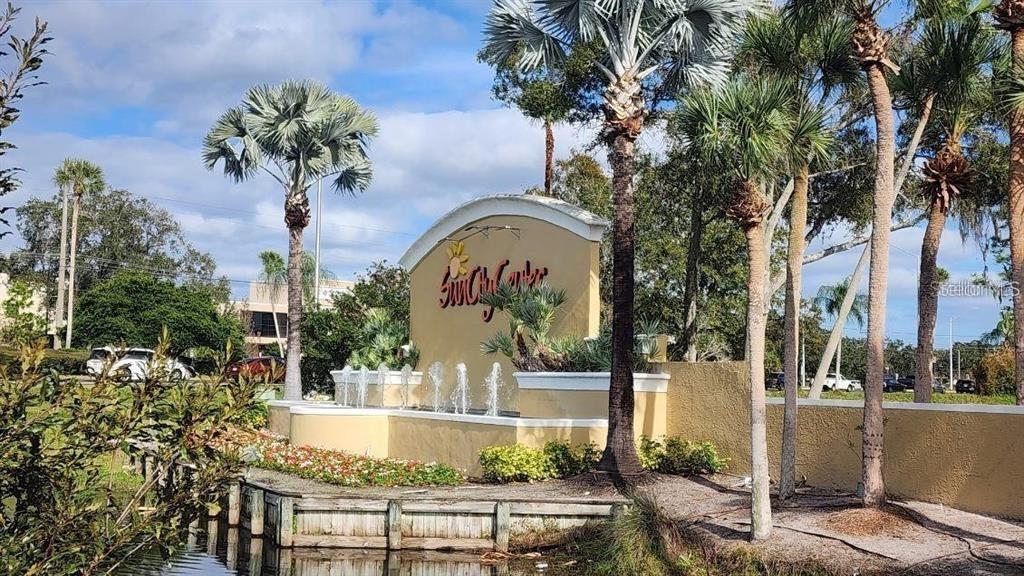 2401 RICHMOND GREENS CT, SUN CITY CENTER, FL, 33573
