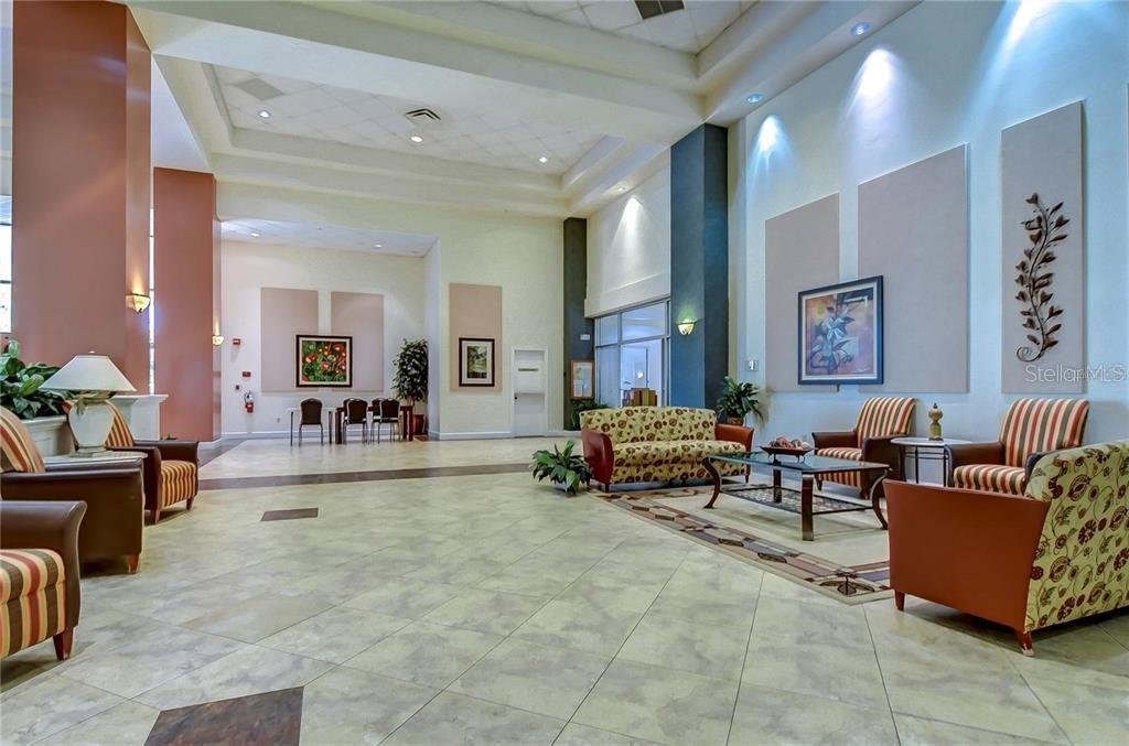2401 RICHMOND GREENS CT, SUN CITY CENTER, FL, 33573