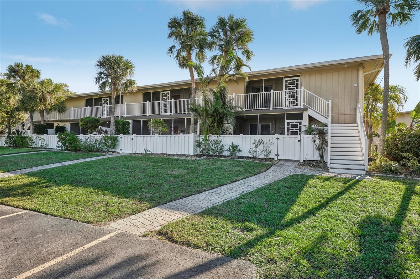 725 MANATEE AVE #725, HOLMES BEACH, FL, 34217