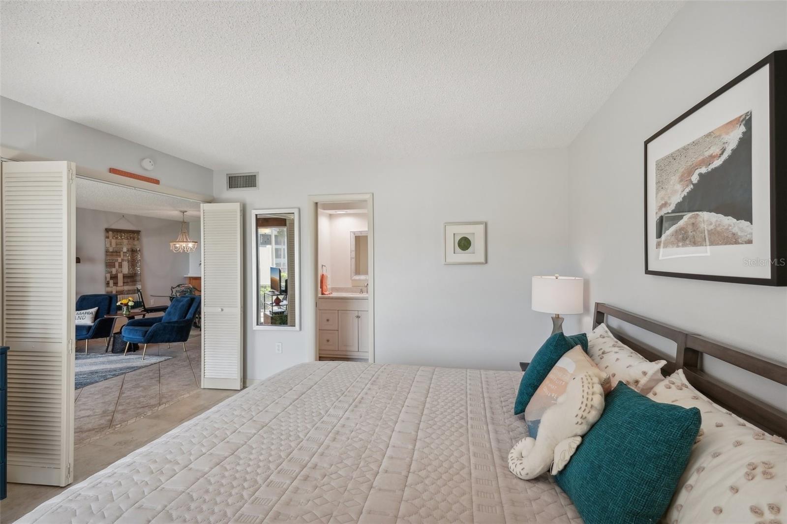 725 MANATEE AVE #725, HOLMES BEACH, FL, 34217