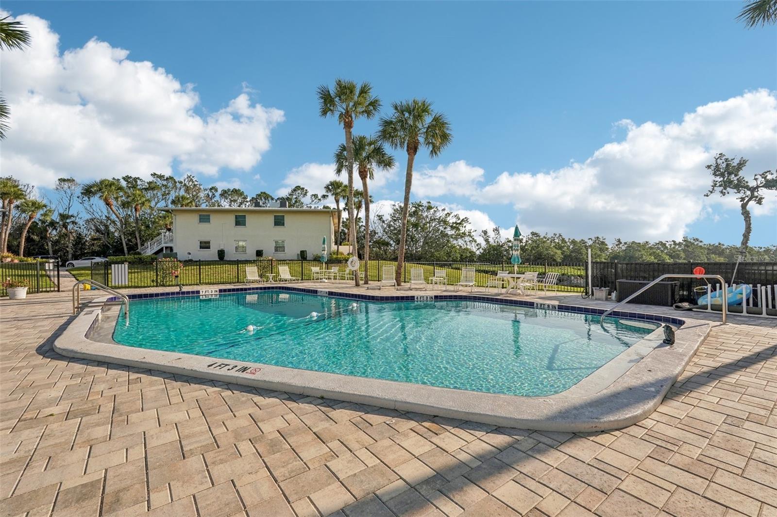 725 MANATEE AVE #725, HOLMES BEACH, FL, 34217