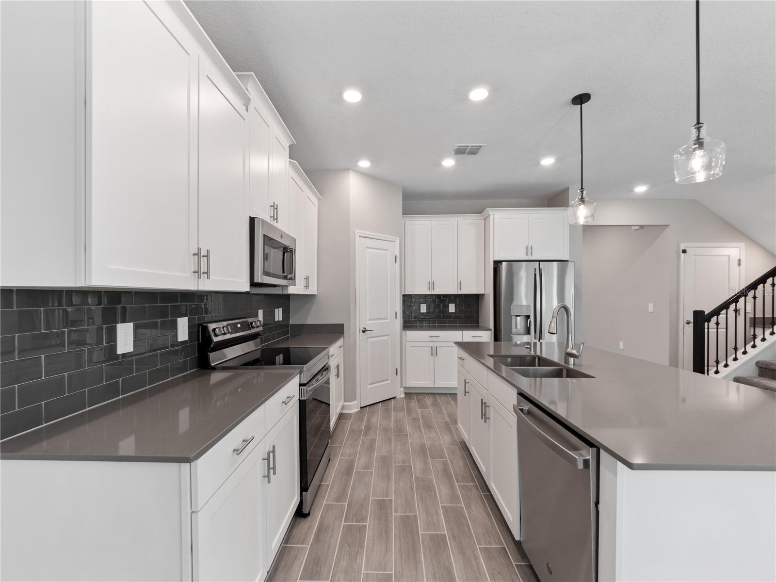 3038 CAMDEN WAY, DAVENPORT, FL, 33837