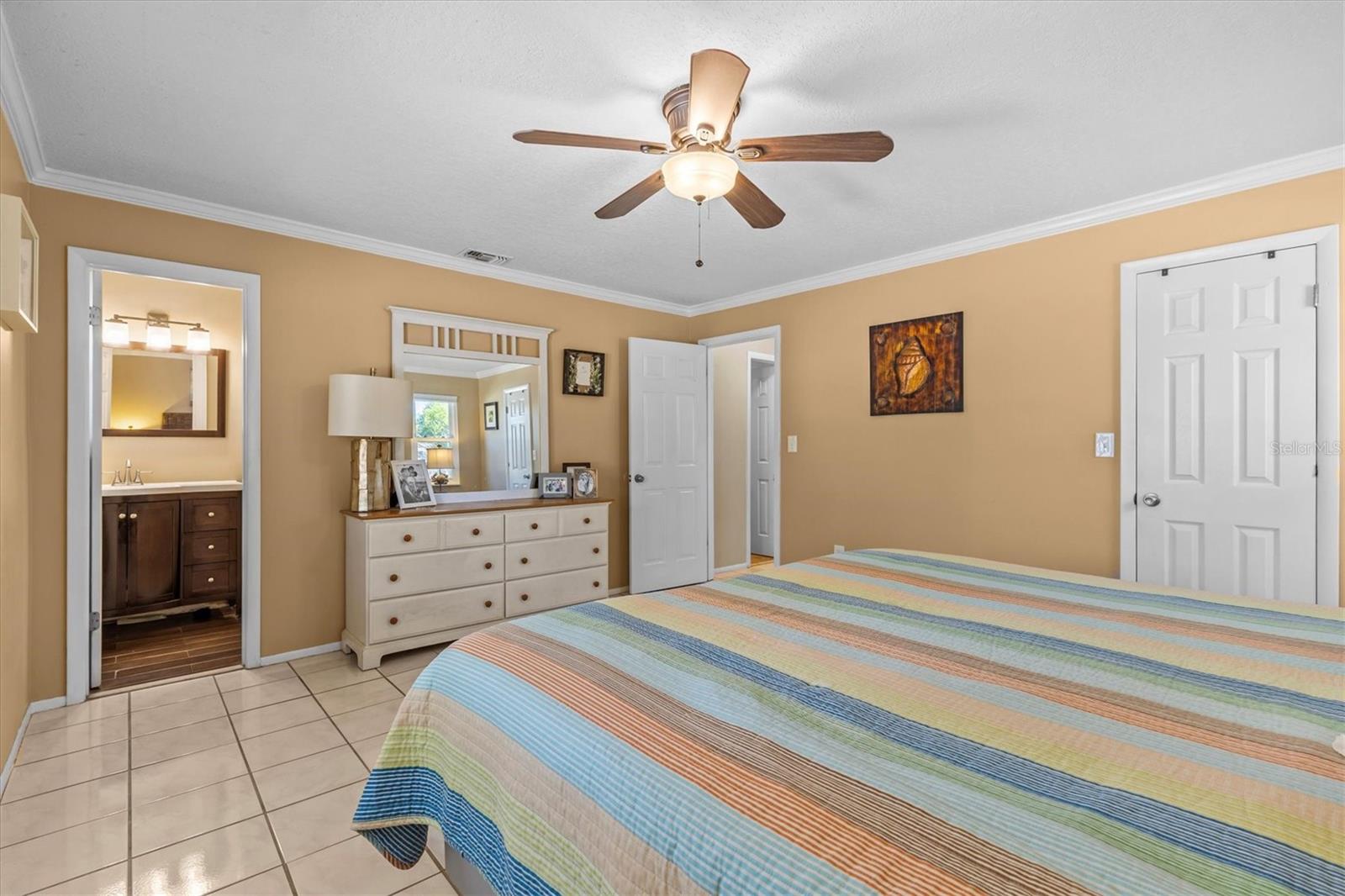 1330 GULFVIEW WOODS LN, TARPON SPRINGS, FL, 34689