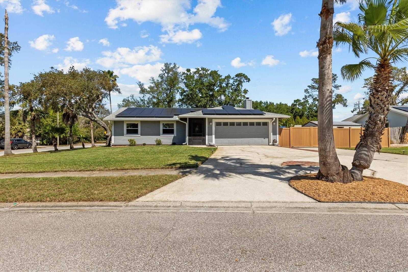 1330 GULFVIEW WOODS LN, TARPON SPRINGS, FL, 34689