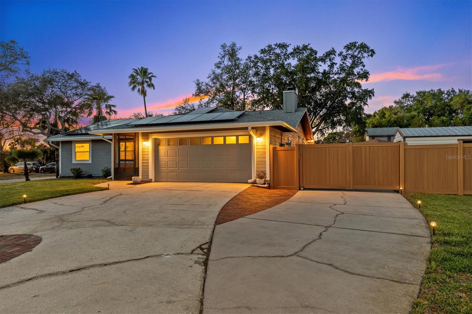 1330 GULFVIEW WOODS LN, TARPON SPRINGS, FL, 34689