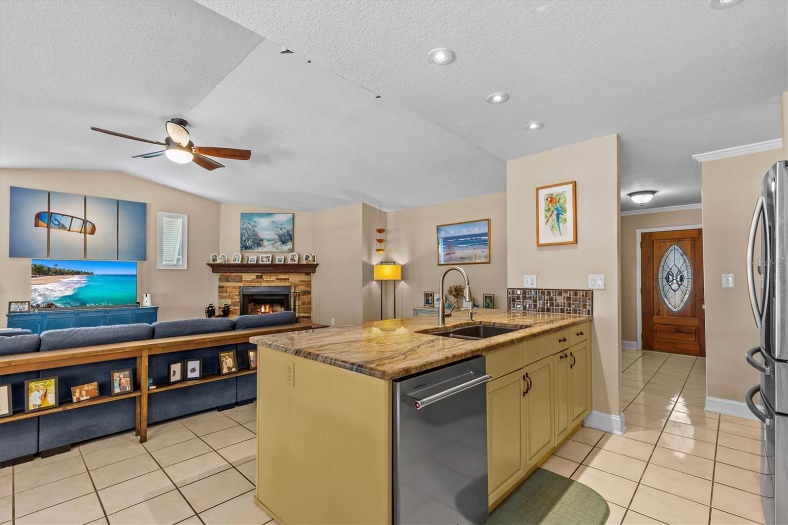 1330 GULFVIEW WOODS LN, TARPON SPRINGS, FL, 34689