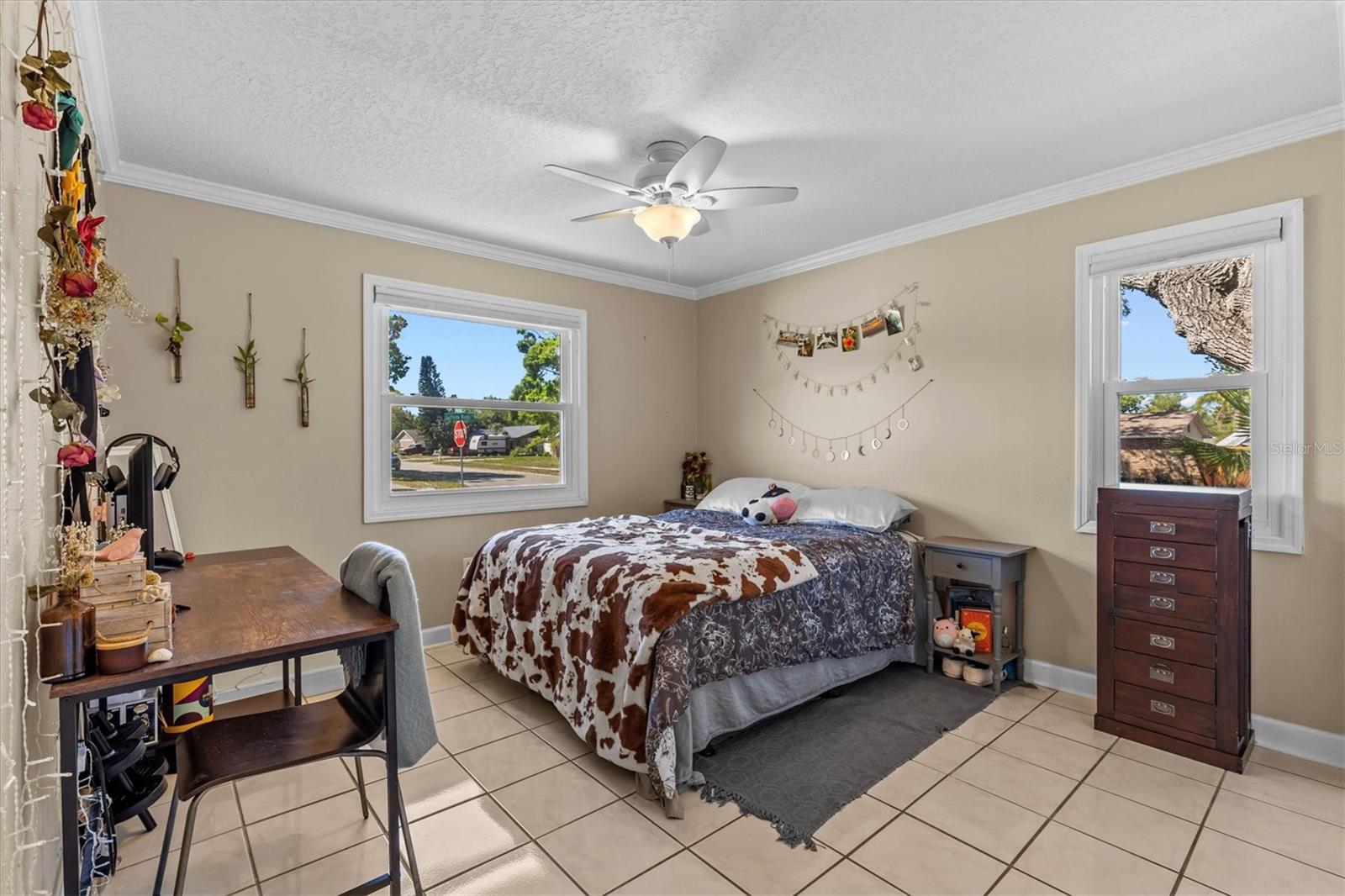 1330 GULFVIEW WOODS LN, TARPON SPRINGS, FL, 34689