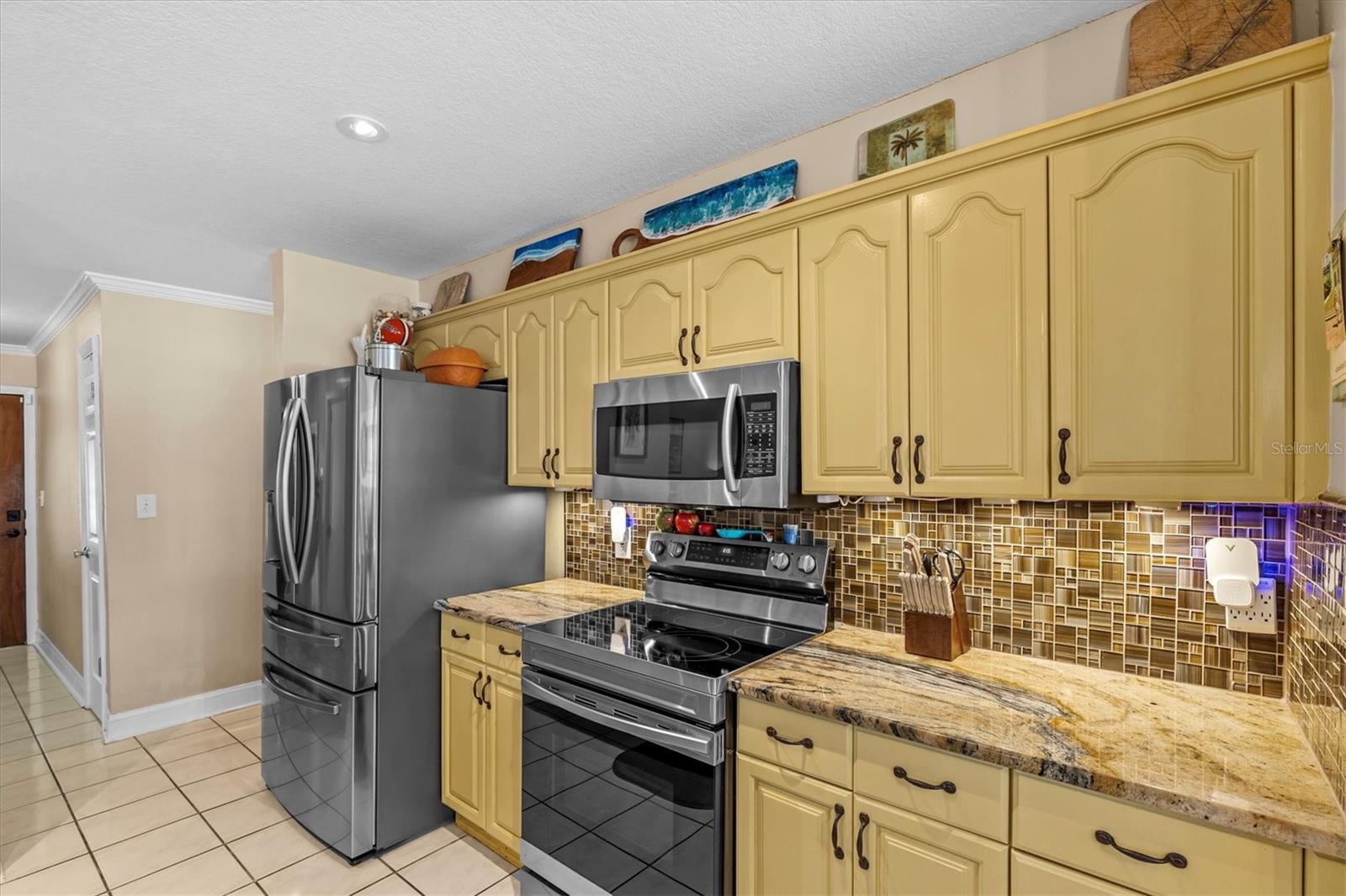 1330 GULFVIEW WOODS LN, TARPON SPRINGS, FL, 34689