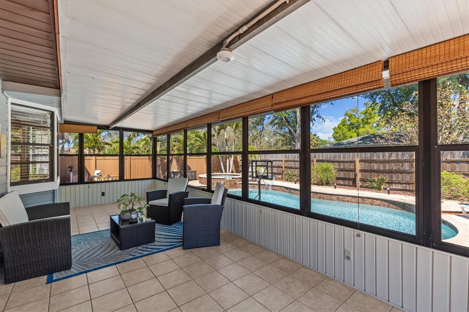 1330 GULFVIEW WOODS LN, TARPON SPRINGS, FL, 34689