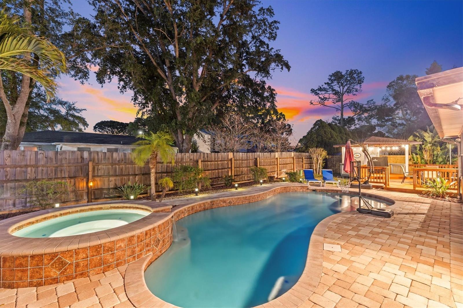 1330 GULFVIEW WOODS LN, TARPON SPRINGS, FL, 34689