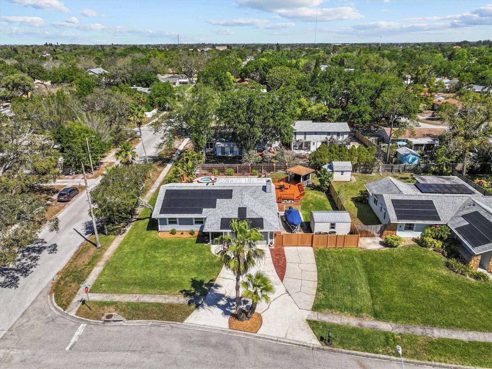 1330 GULFVIEW WOODS LN, TARPON SPRINGS, FL, 34689