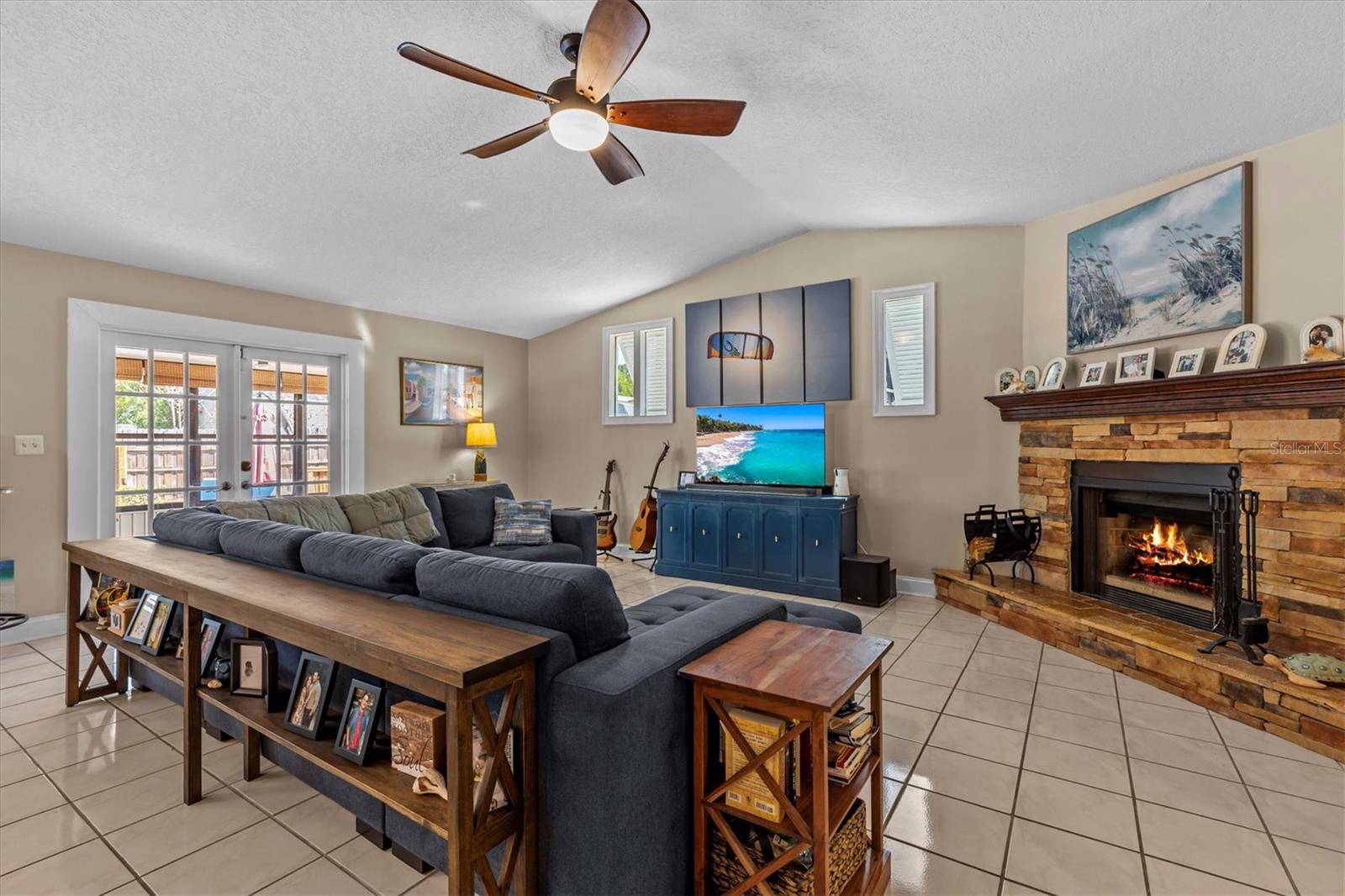 1330 GULFVIEW WOODS LN, TARPON SPRINGS, FL, 34689