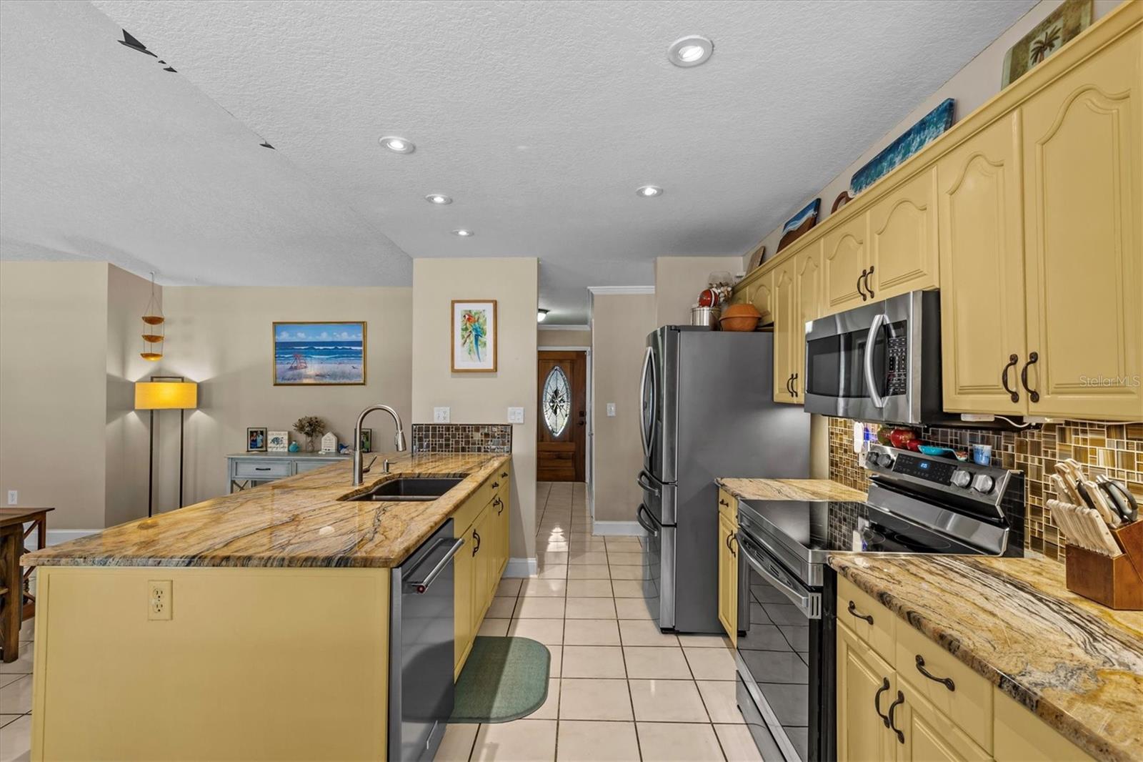 1330 GULFVIEW WOODS LN, TARPON SPRINGS, FL, 34689