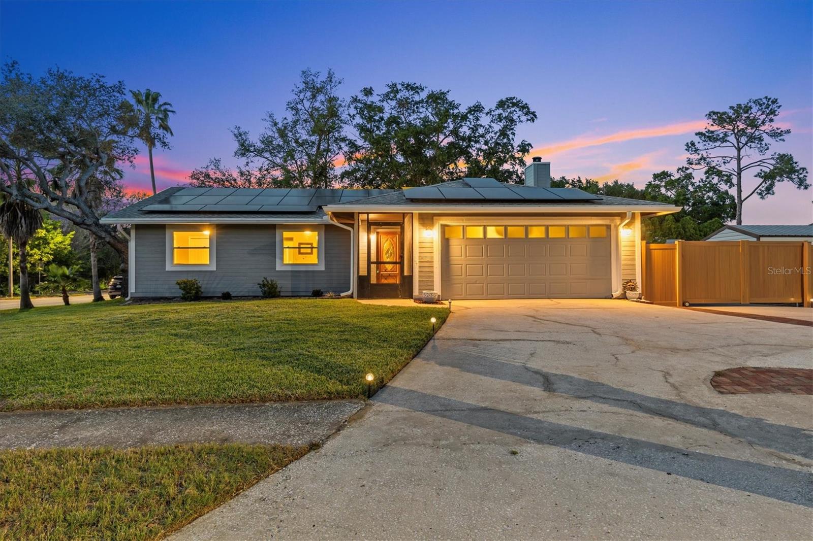 1330 GULFVIEW WOODS LN, TARPON SPRINGS, FL, 34689