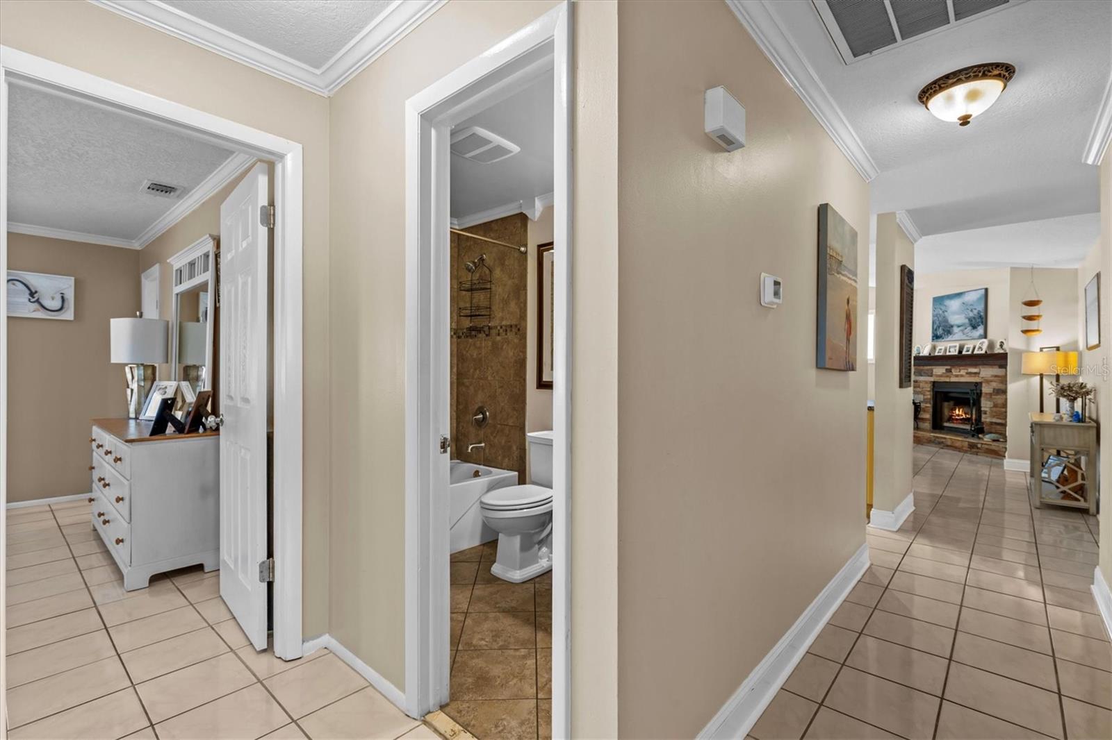 1330 GULFVIEW WOODS LN, TARPON SPRINGS, FL, 34689