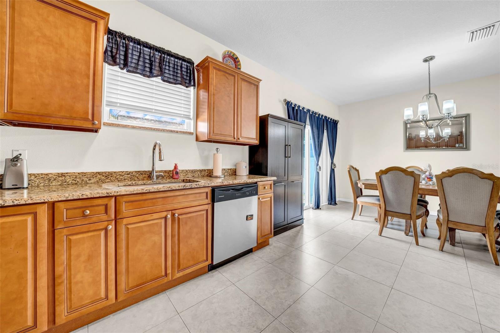 3007 W HAYA ST, TAMPA, FL, 33614