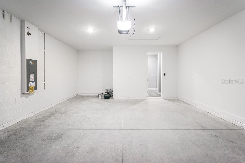 1702 TRAILHEAD LN, ZEPHYRHILLS, FL, 33541