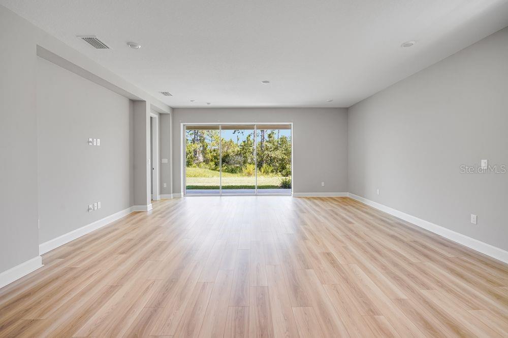 1702 TRAILHEAD LN, ZEPHYRHILLS, FL, 33541