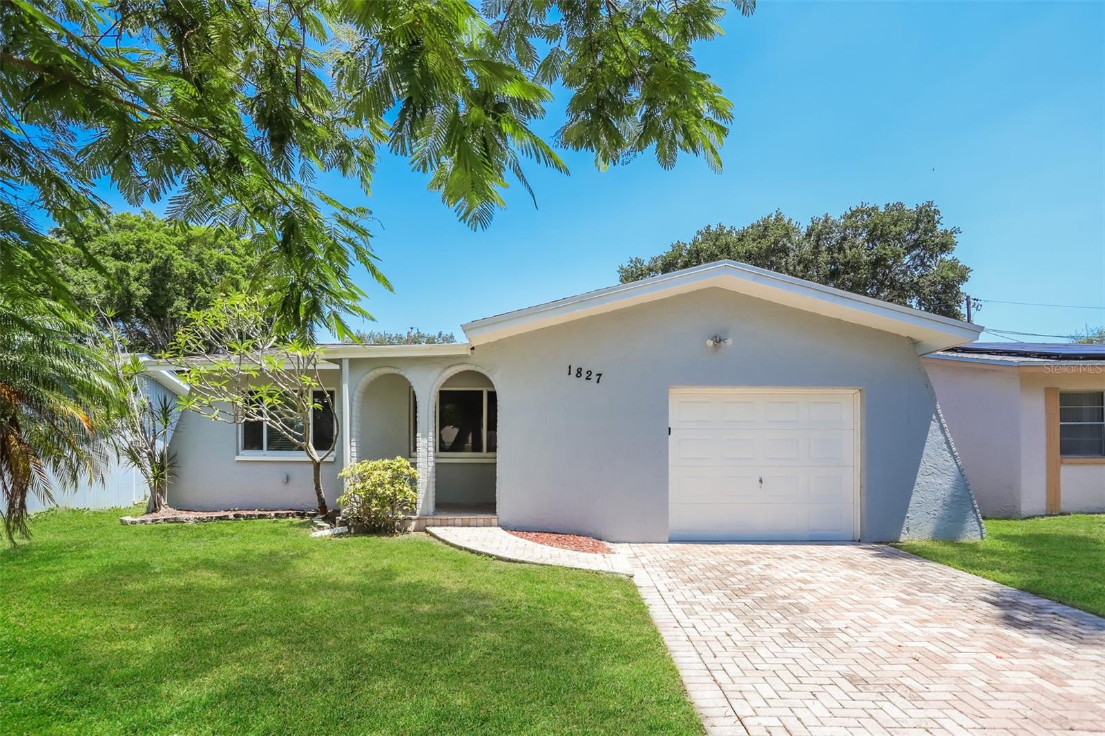 1827 MASSACHUSETTS AVE NE, ST PETERSBURG, FL, 33703