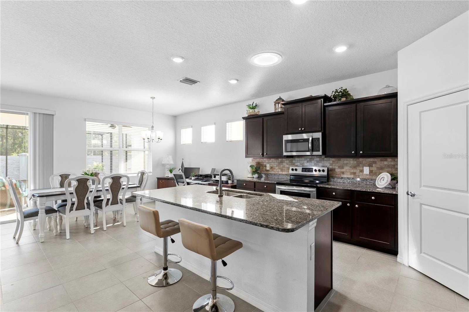 1044 MANZANAR PL, WESLEY CHAPEL, FL, 33543