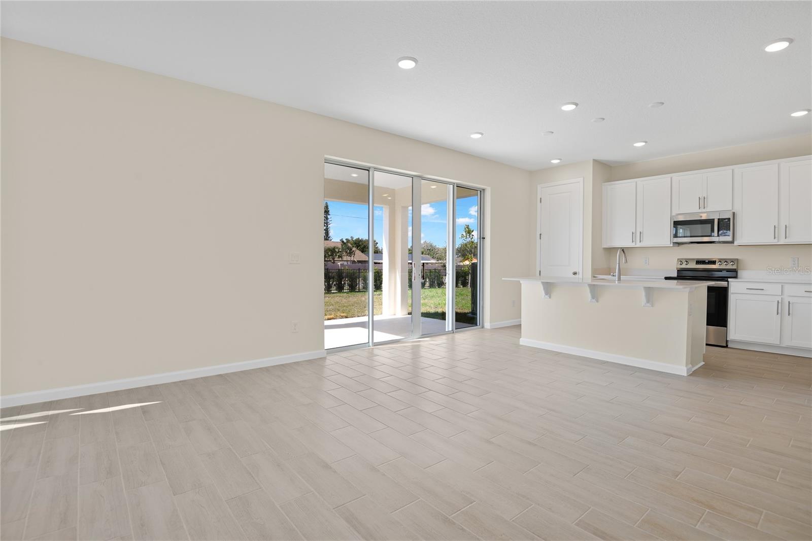 550 SUMMIT RIVER DR, APOPKA, FL, 32712