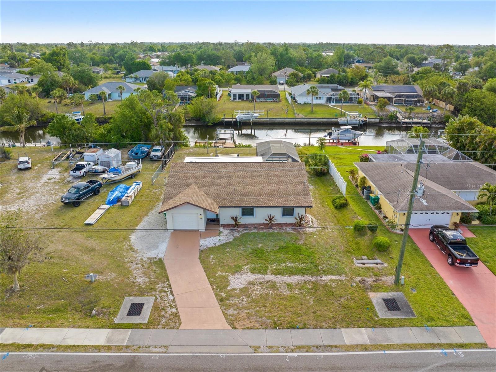 2368 PELLAM BLVD, PORT CHARLOTTE, FL, 33948