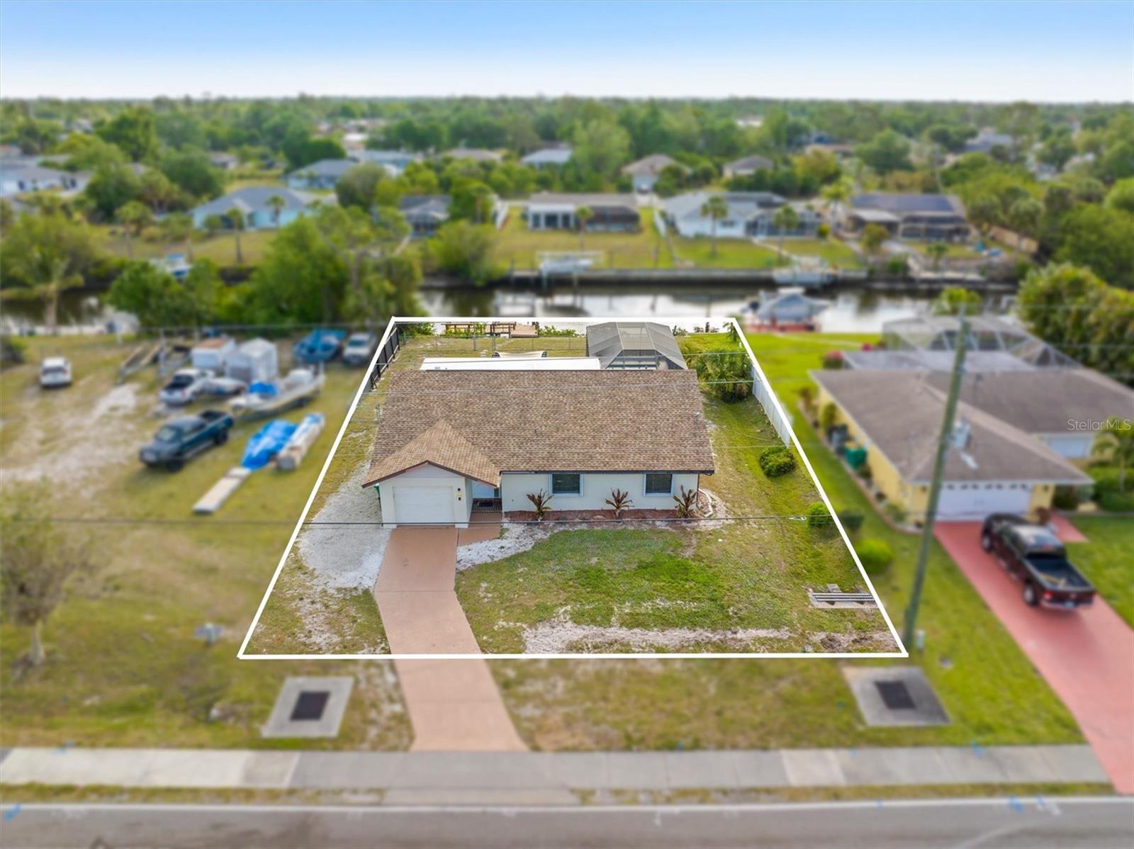 2368 PELLAM BLVD, PORT CHARLOTTE, FL, 33948