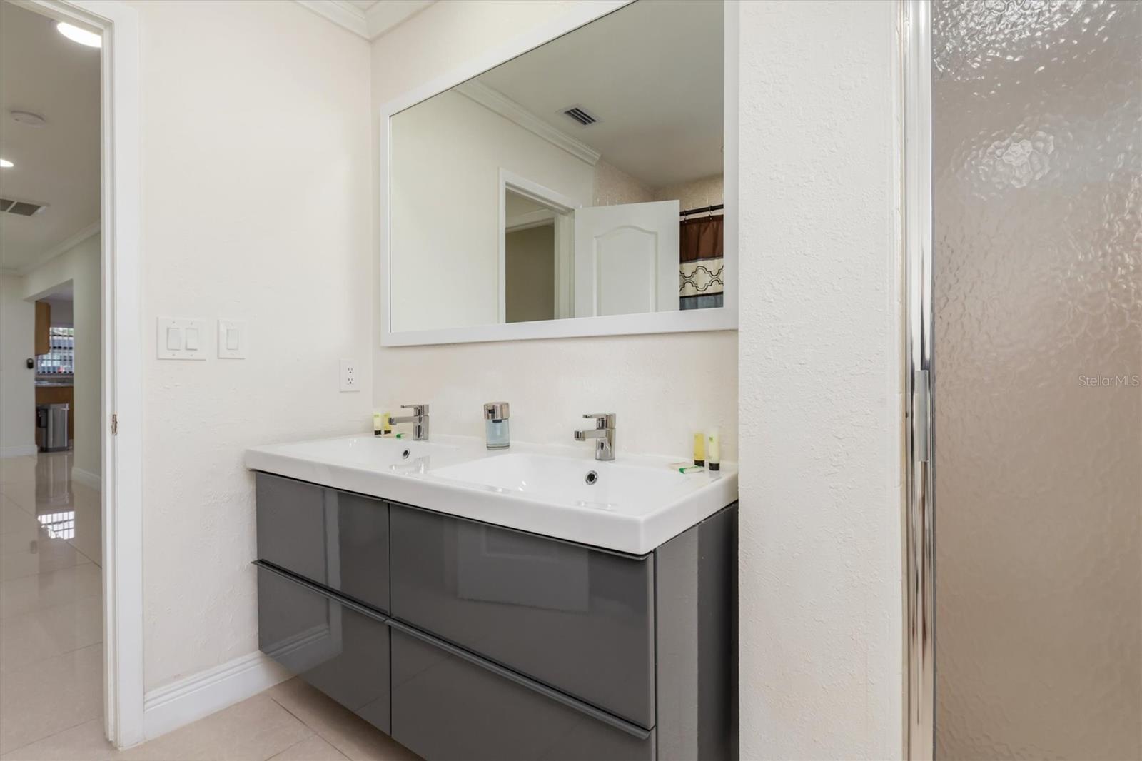 2368 PELLAM BLVD, PORT CHARLOTTE, FL, 33948