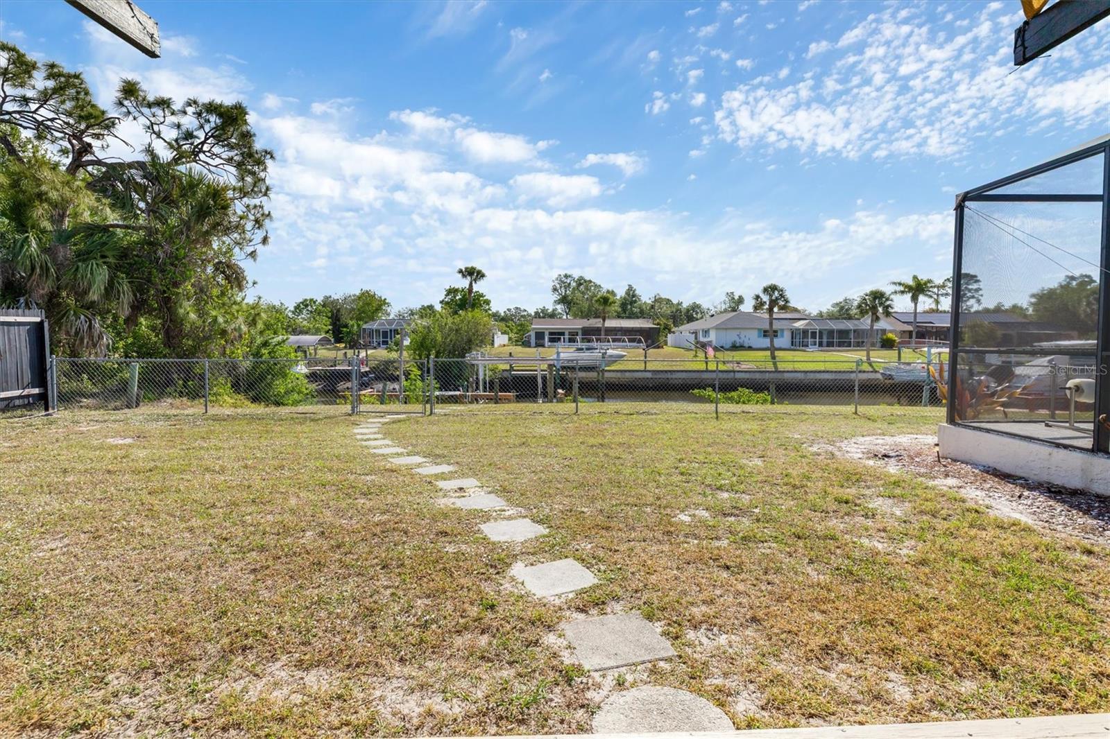 2368 PELLAM BLVD, PORT CHARLOTTE, FL, 33948